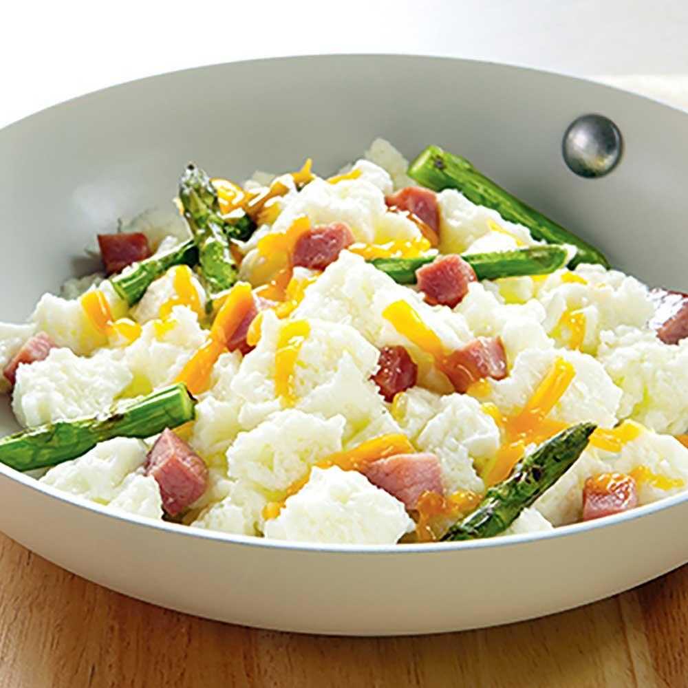 Papetti's® Refrigerated Peeled Hard Cooked Eggs, 1/25 Lb Brine Tub